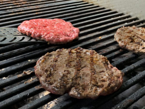 How to grill a hamburger